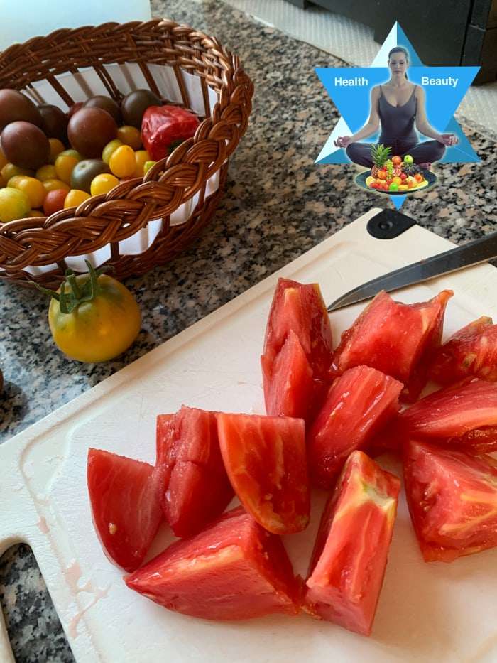 Einfache Tomatensosse Paradeissoße selber machen Rezept Tomaten haltbar machen. Anleitung