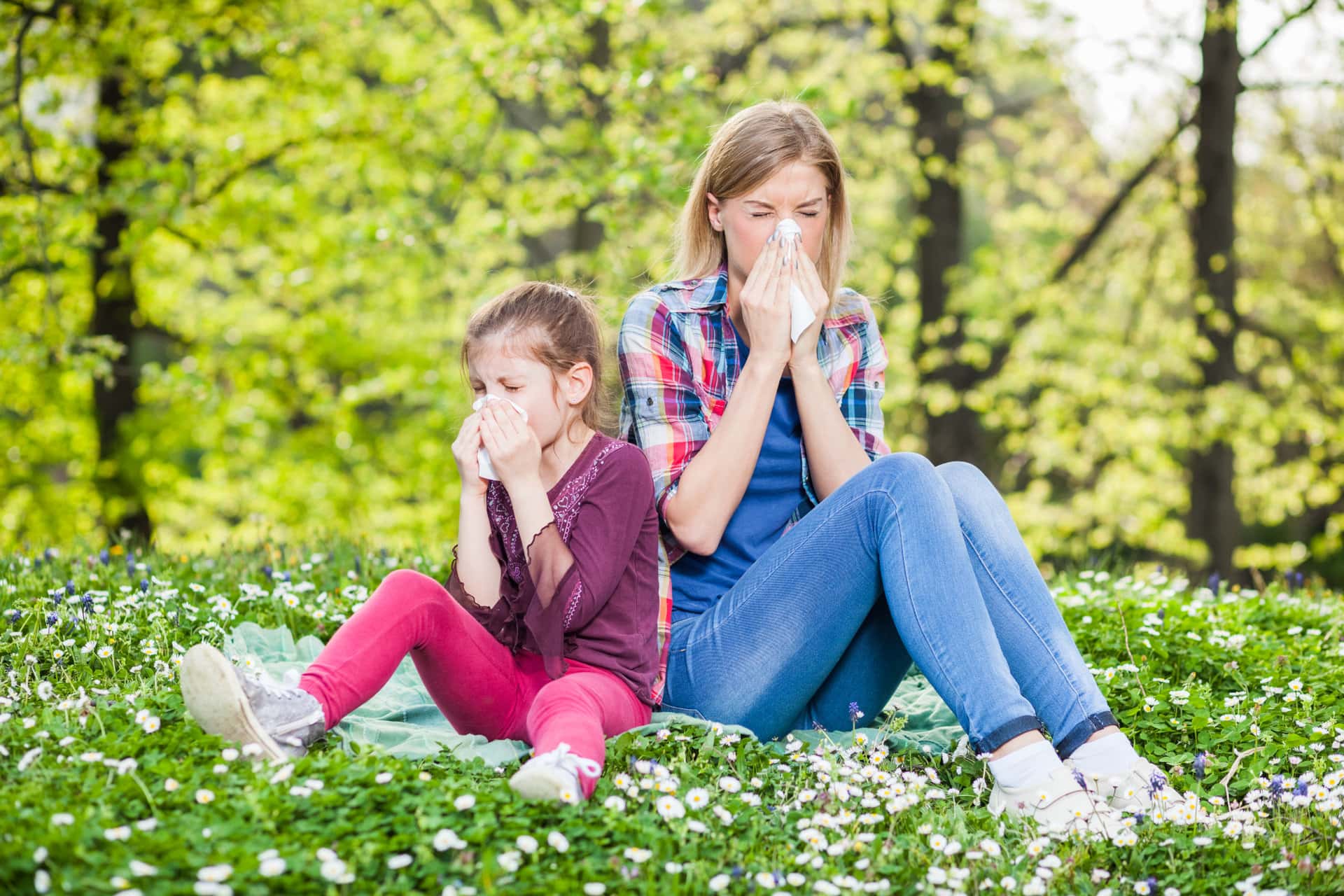 Auch Kinder und Jugendliche neigen heutzutage bereits oft zu Allergien wie Pollen- oder Gräserallergien