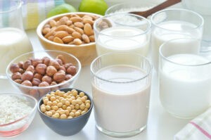 Milchalternativen Milchalternativen selbstgemacht Mandelmilch Sojamilch pflanzliche Alternativen
