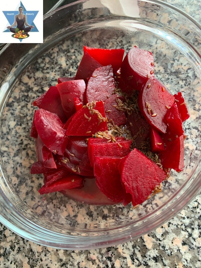 Roter Rübensalat mit Kren - selbstgemacht - klassisches Rezept Roter Rübensalat mit Kren - selbstgemacht - klassisches Rezept