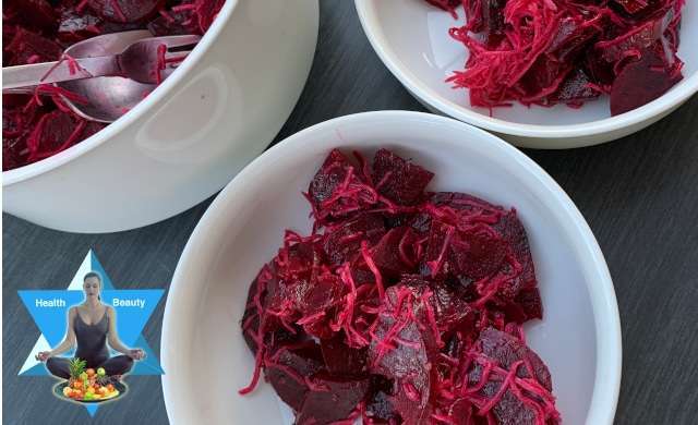 roter rübensalat rote bete als Salat mit Kren Meerrettich